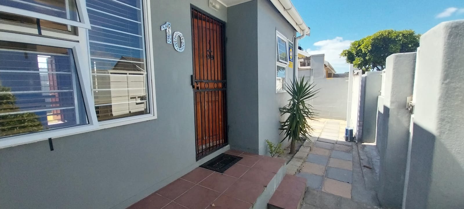 2 Bedroom Property for Sale in Pelican Park Western Cape